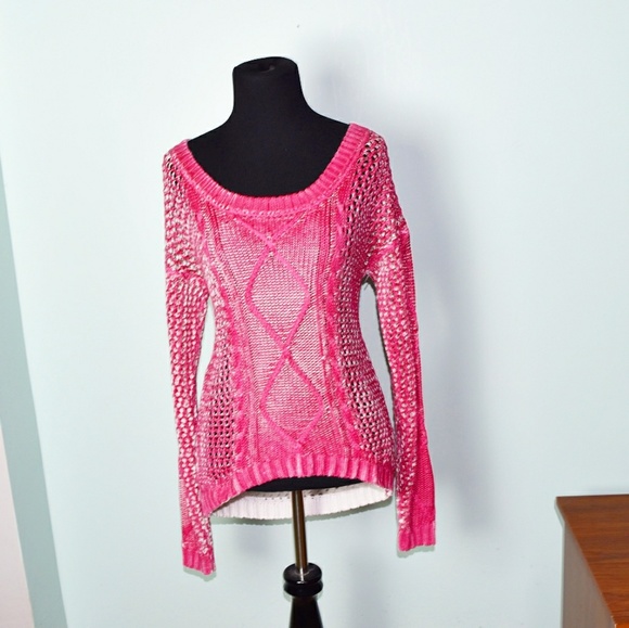 Sweaters - Adorable Pink and White Knit Top